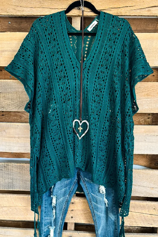 Finishing Strong Poncho - Olive