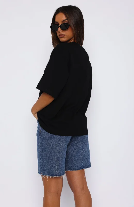 Let It Out Oversized Tee Black