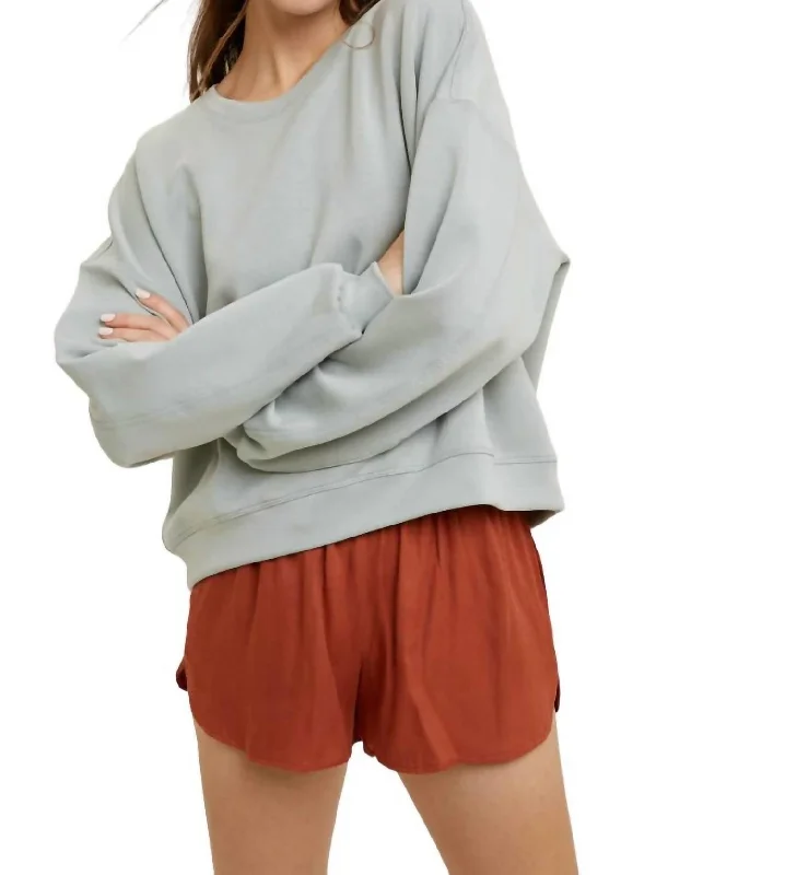 Relaxed Sweatshirt In Soft Sage