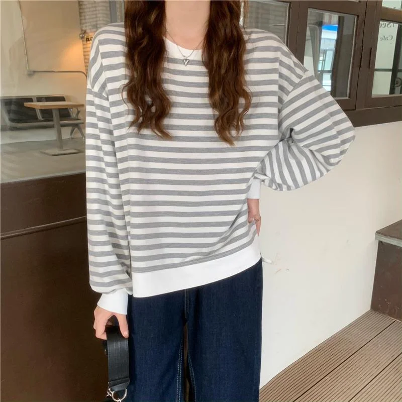 Women's Kawaii Irregular Stripe T-shirt