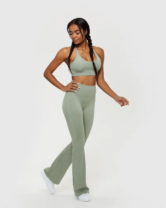 Essential Flared Leggings | Olive