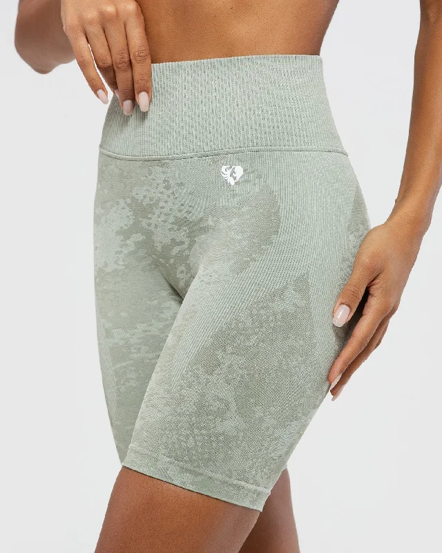 Evolution Seamless Cycling Shorts | Olive